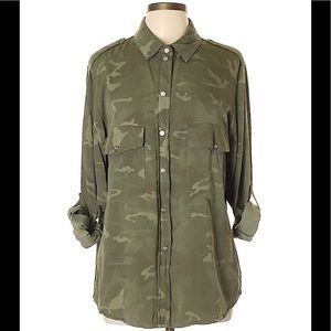 Sanctuary button down top - size L- camo